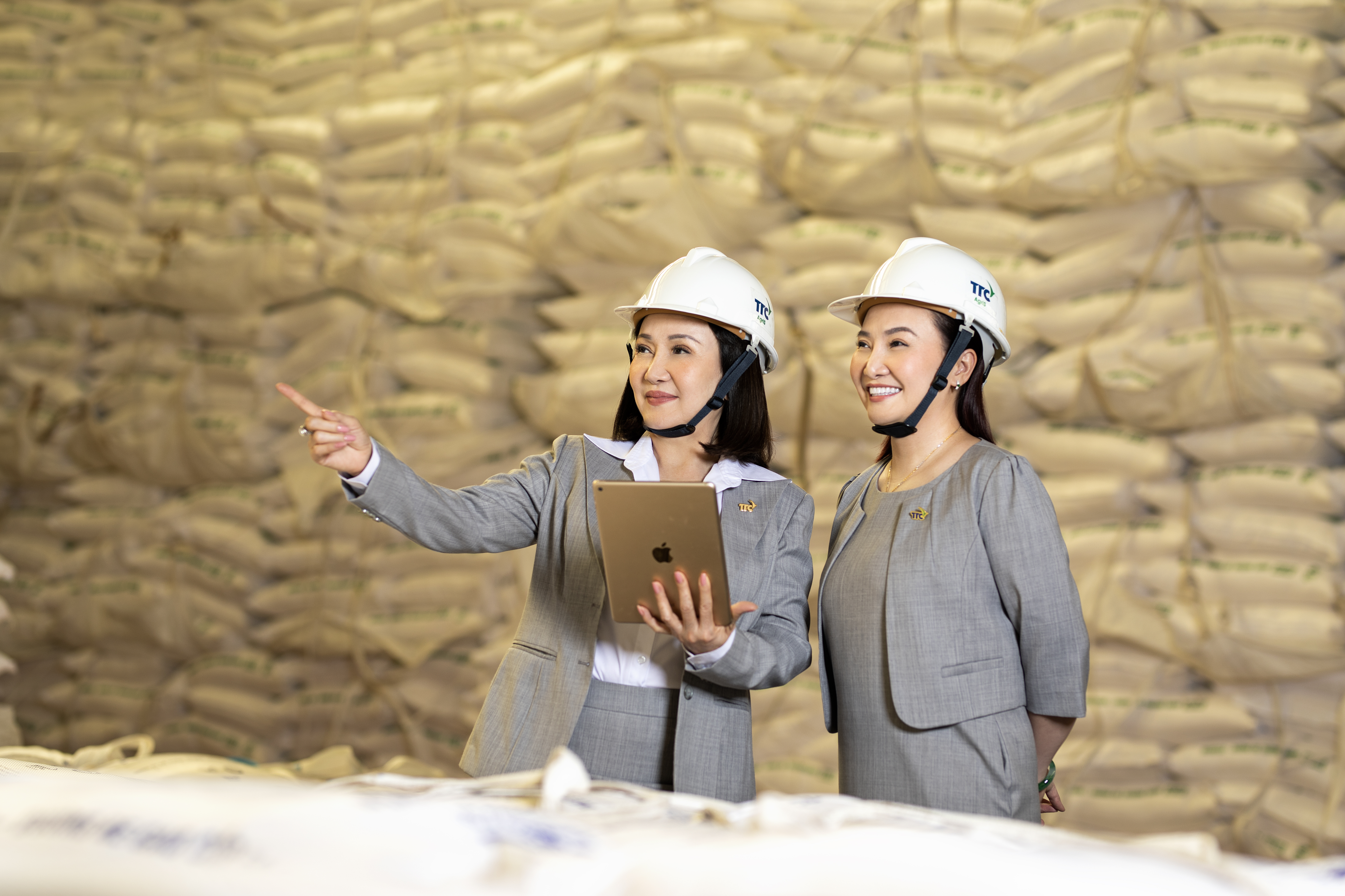 Huỳnh Bích Ngọc - Đặng Huỳnh Ức My: Nội lực kế thừa giữa hai thế hệ nữ lãnh đạo tiên phong đổi mới nền nông nghiệp quốc gia hiện đại